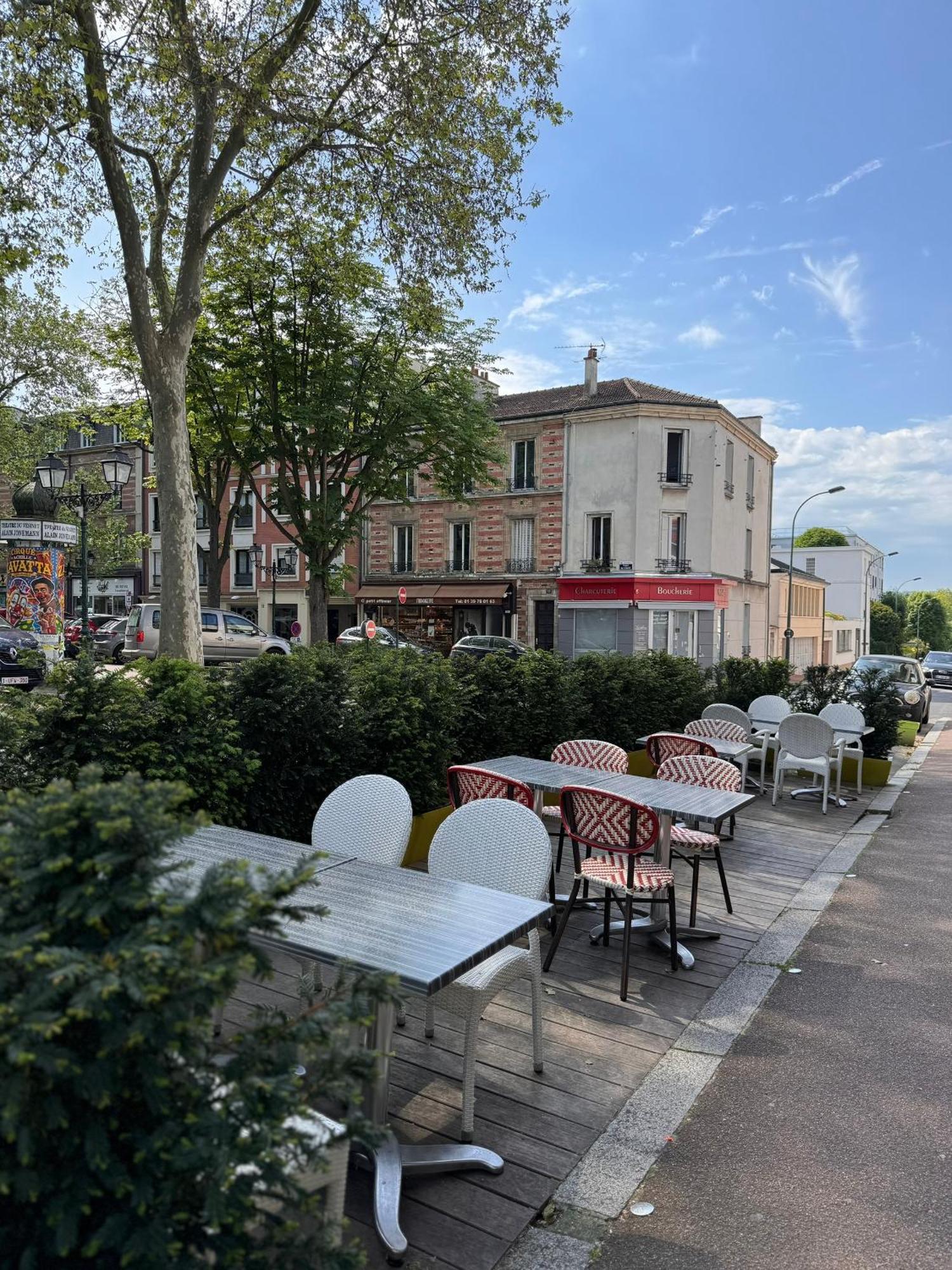 Hotel Paris Vesinet- Logis Hotel Restaurant Le Vésinet Esterno foto